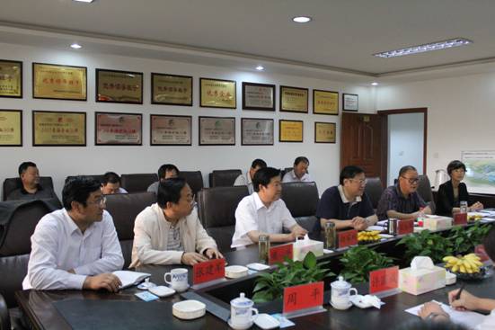 省委常委、副省長駱玉林實(shí)地考察物產(chǎn)集團(tuán)“雙百”行動(dòng)重點(diǎn)項(xiàng)目